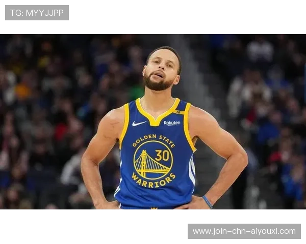 库里一举三分点燃全队,勇士胜利到手